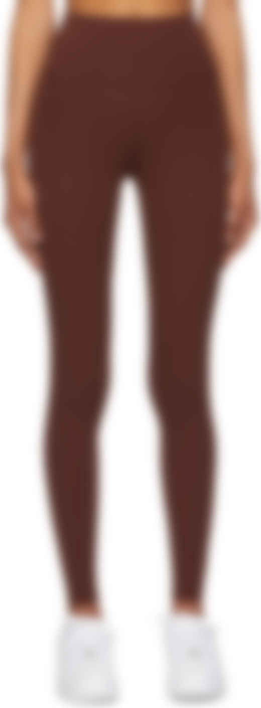 Nikeのブラウン Yoga Luxe スポーツ レギンスがセール中