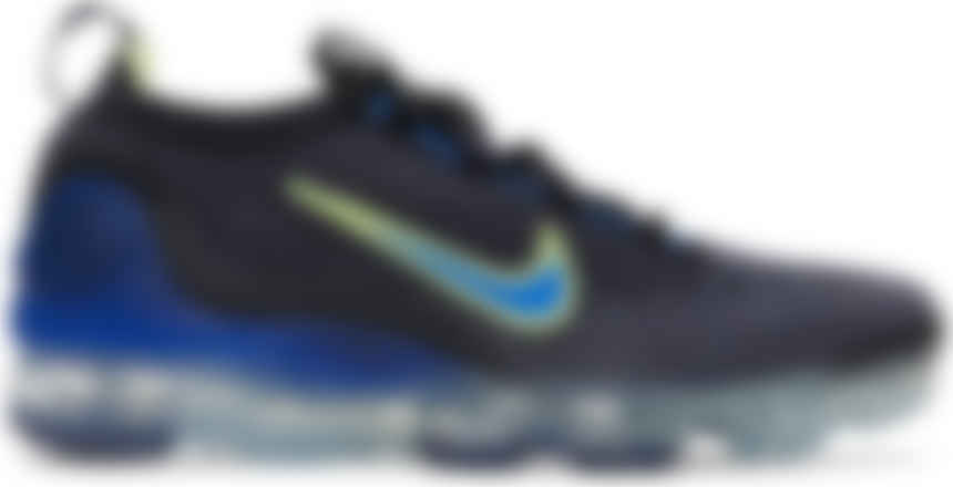 Nikeのブルー Air Vapormax 2021 スニーカーがセール中