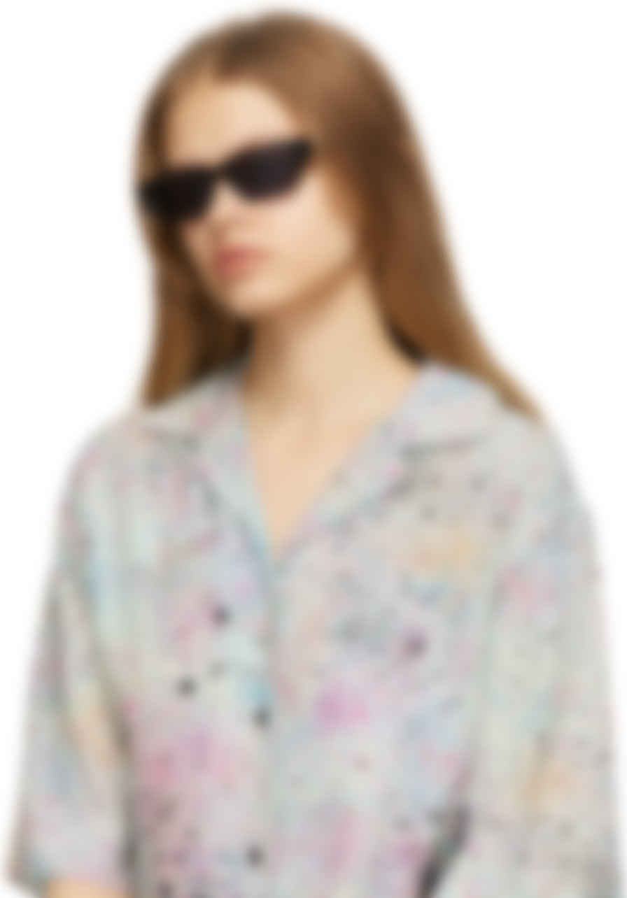 black straight sunglasses