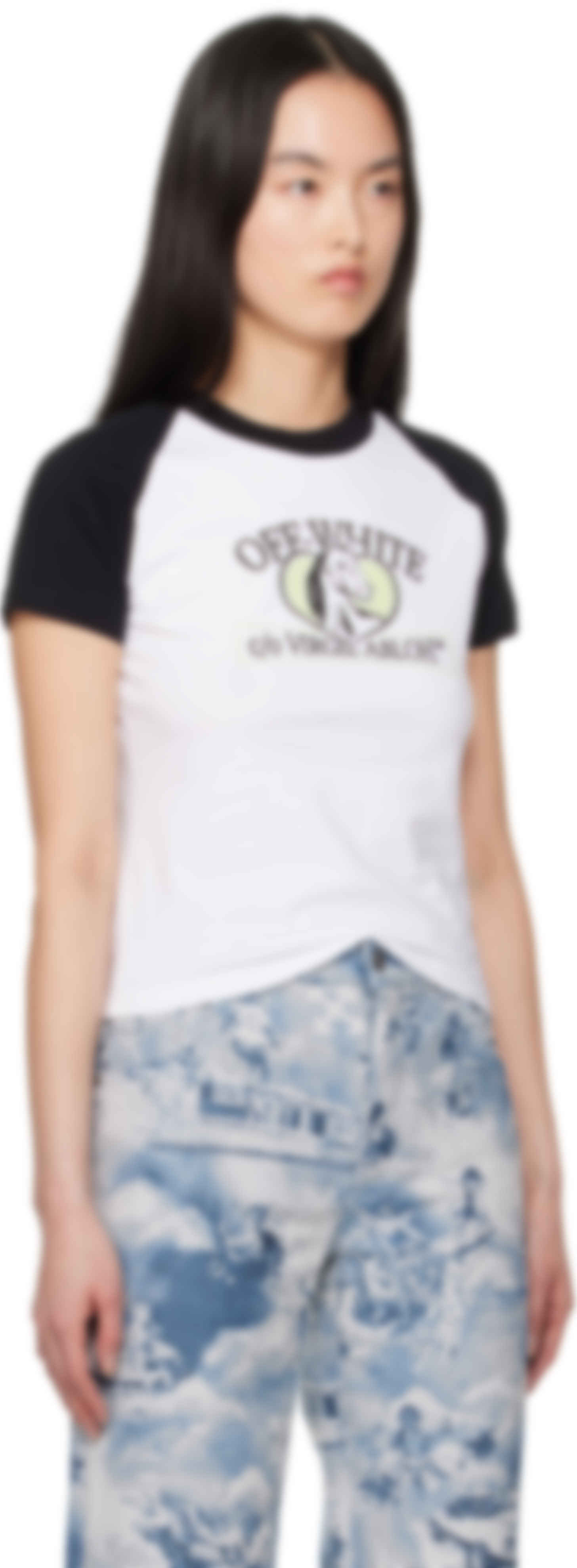 White & Black Horse Billboard Raglan T-shirt