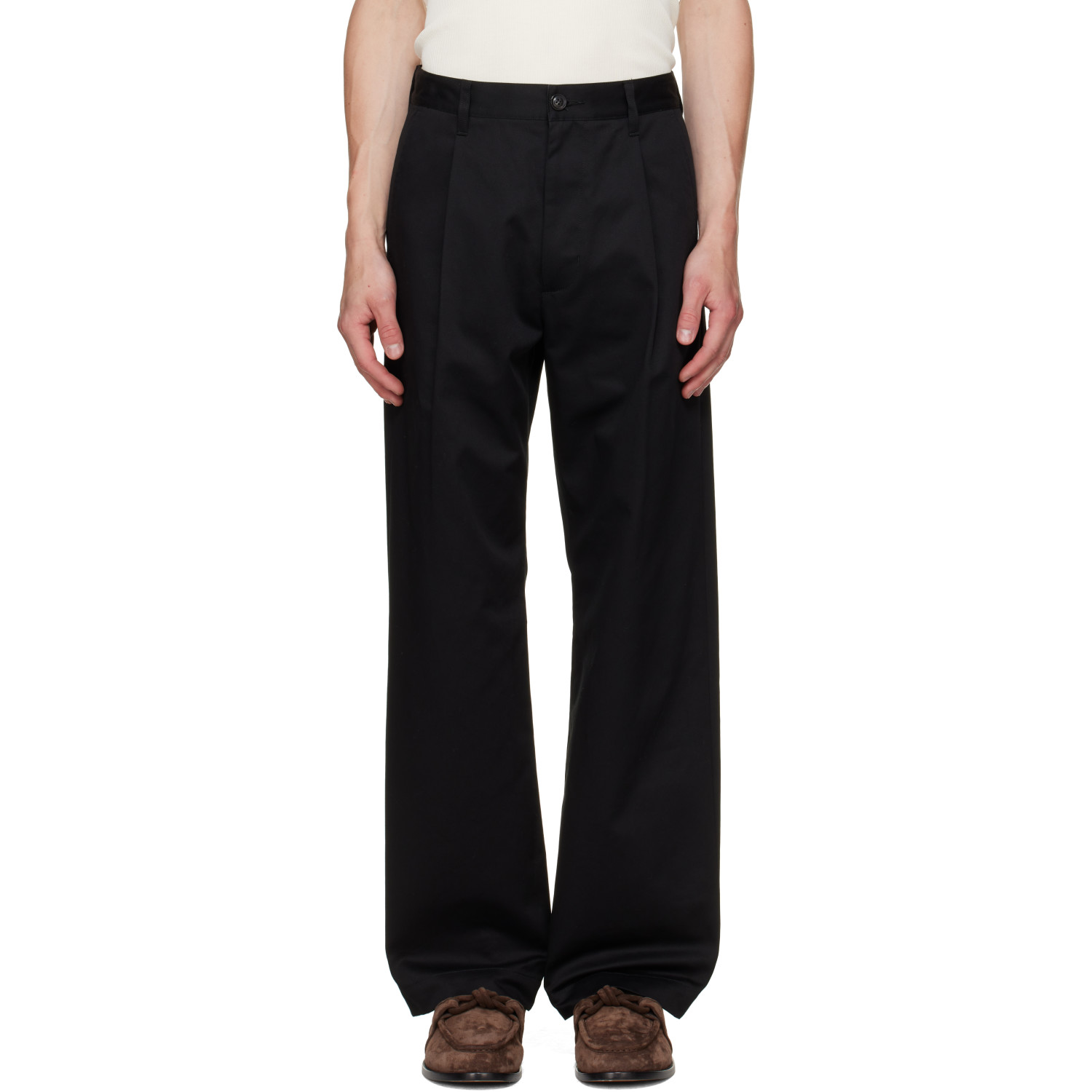 vowels Black Pleated Trousers