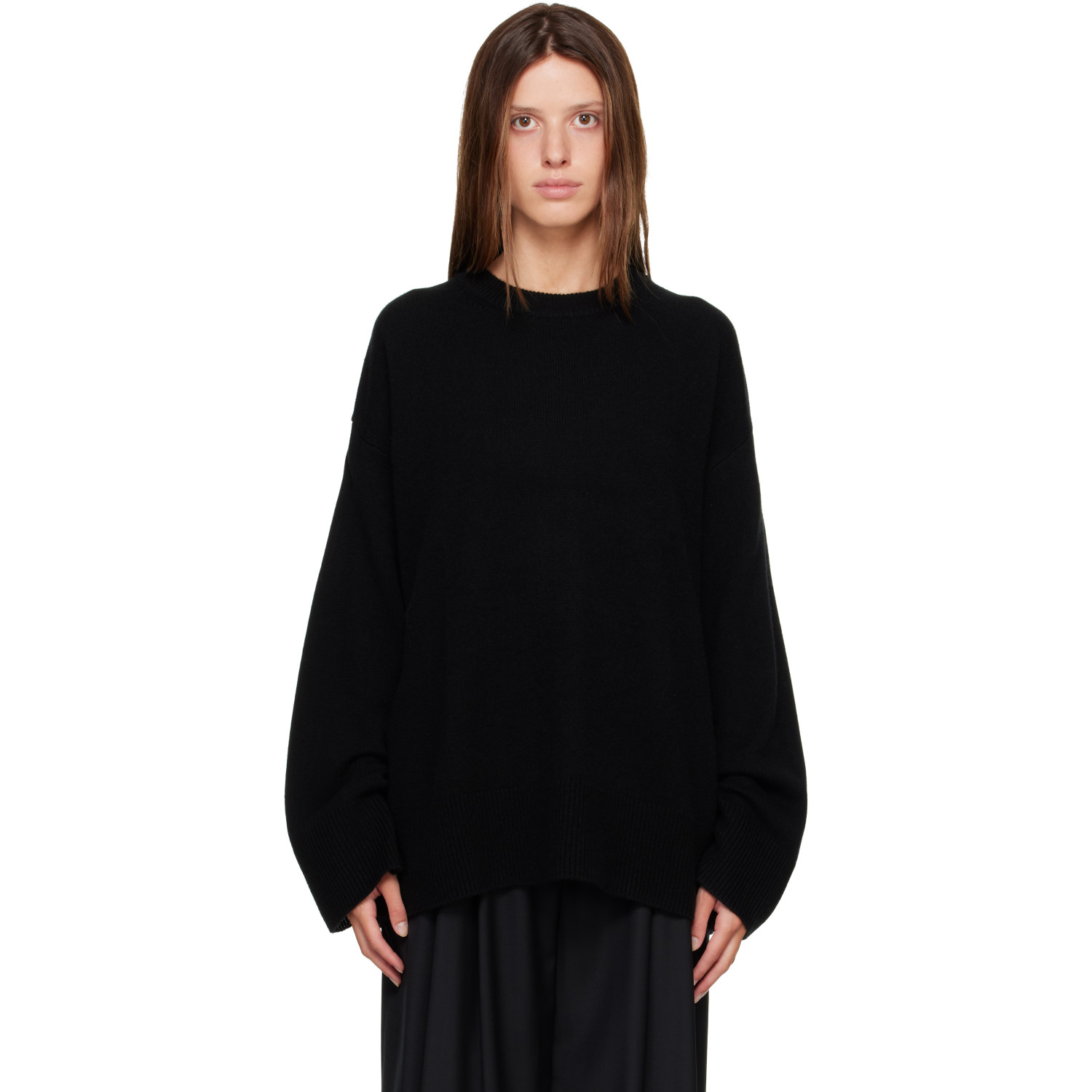 R2W Black Rasmo Wool Cash Round Sweater