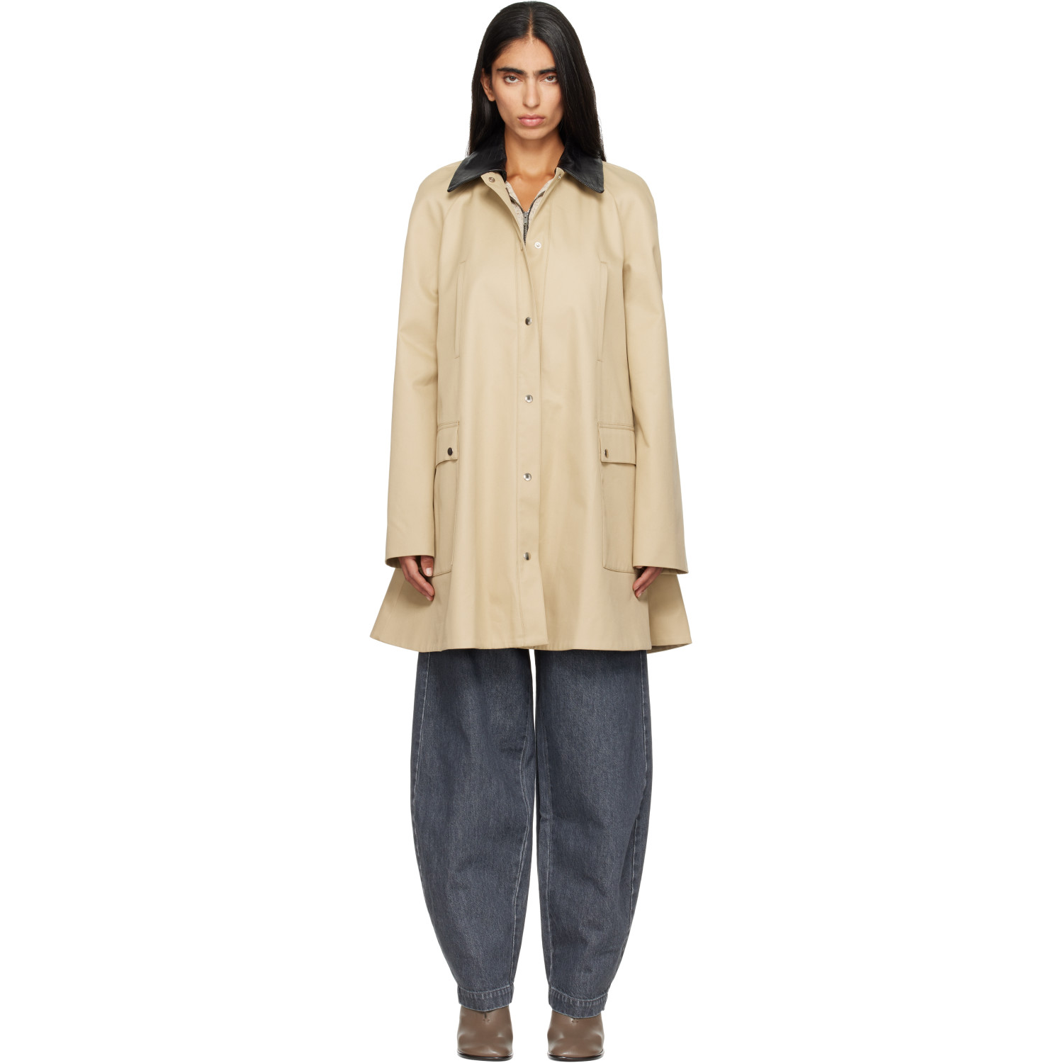 Cordera Beige Leather Collar Voluminous Coat