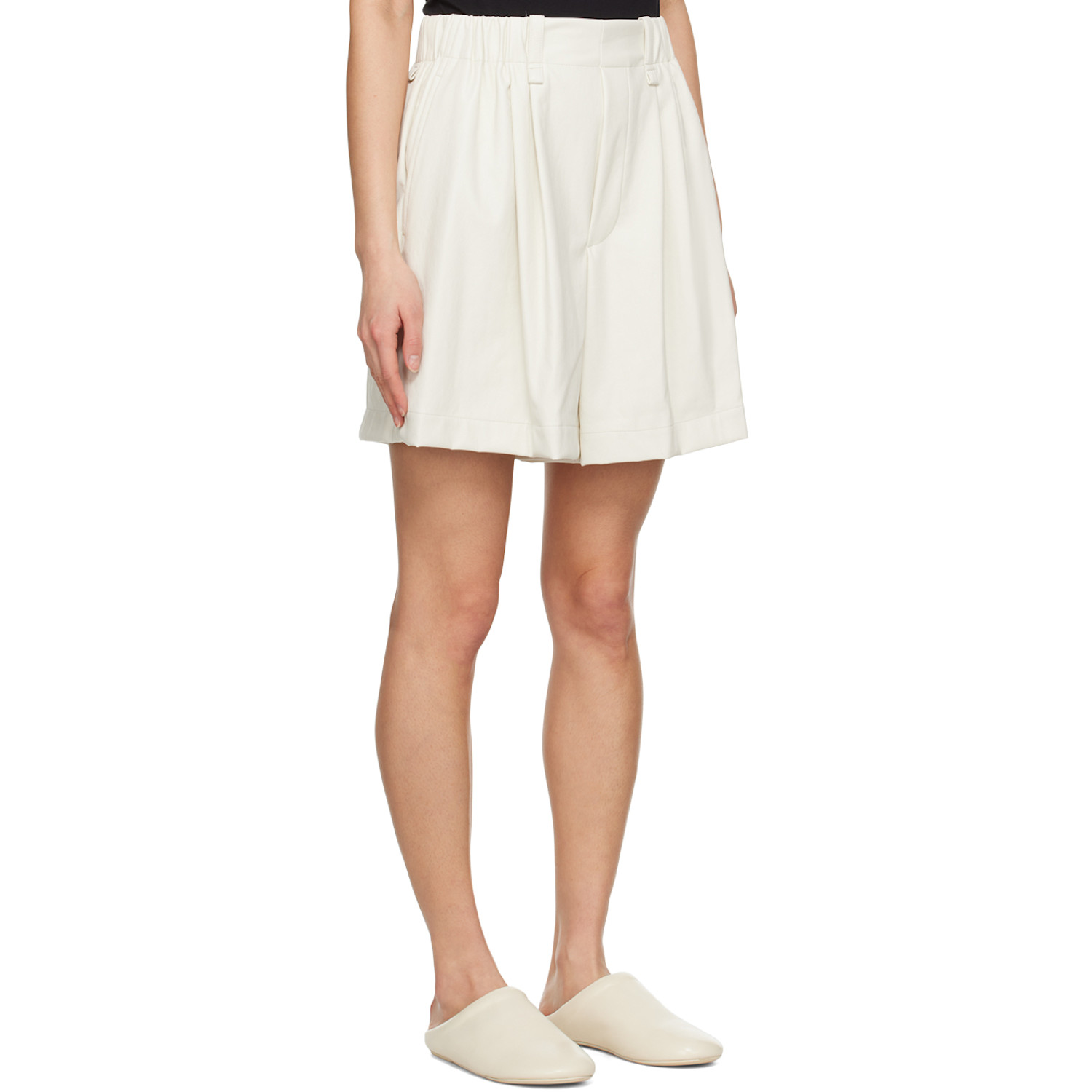  Issey Miyake Off-white Figure Faux-leather Shorts 