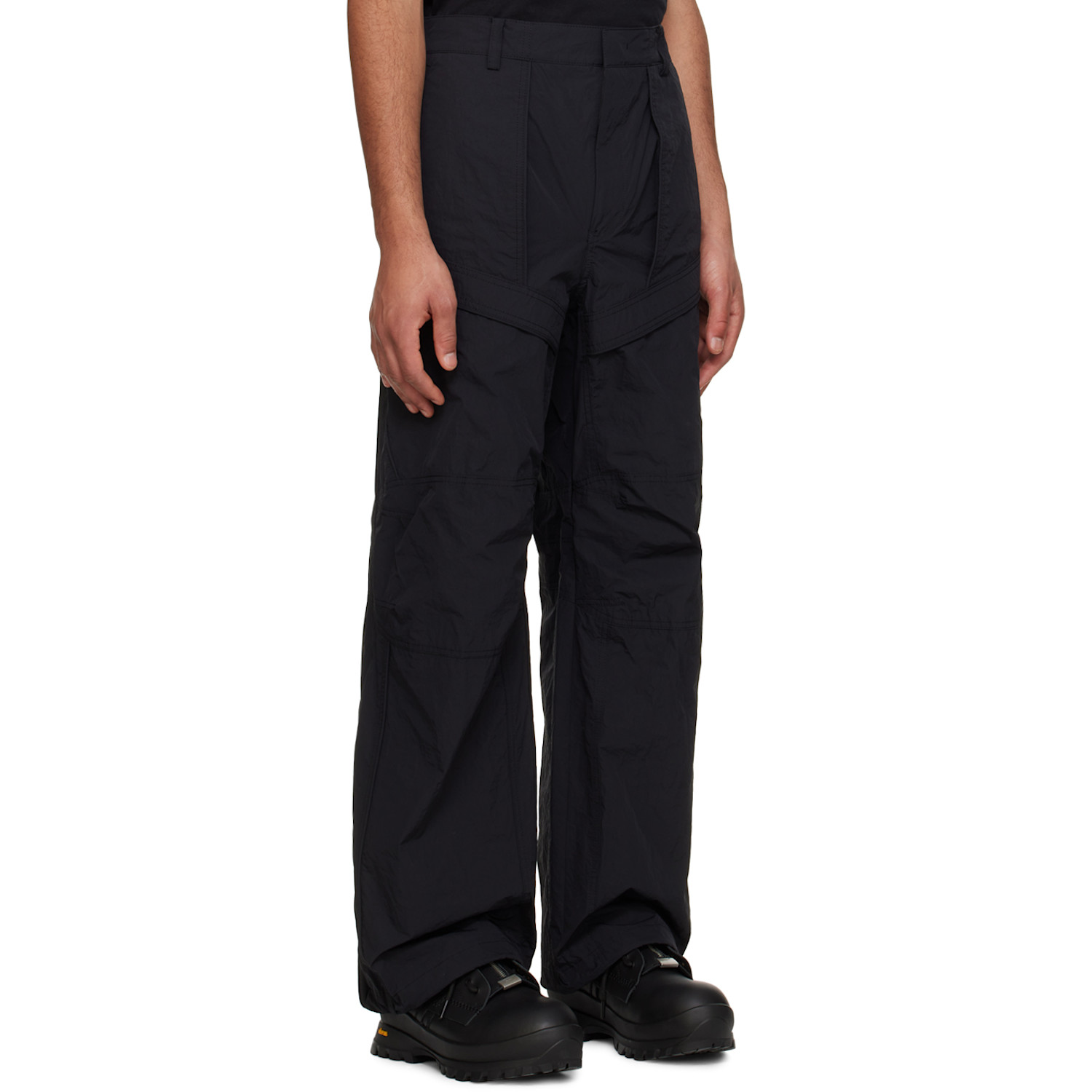 Juun.j Black Paneled Trousers 