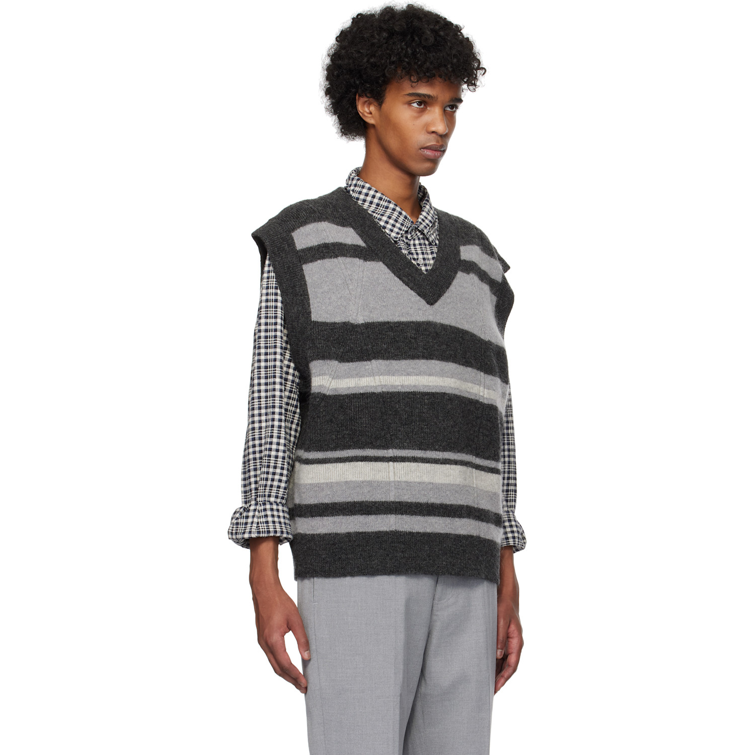  C2h4 Gray & Black Hollow Out V-neck Knit Vest 