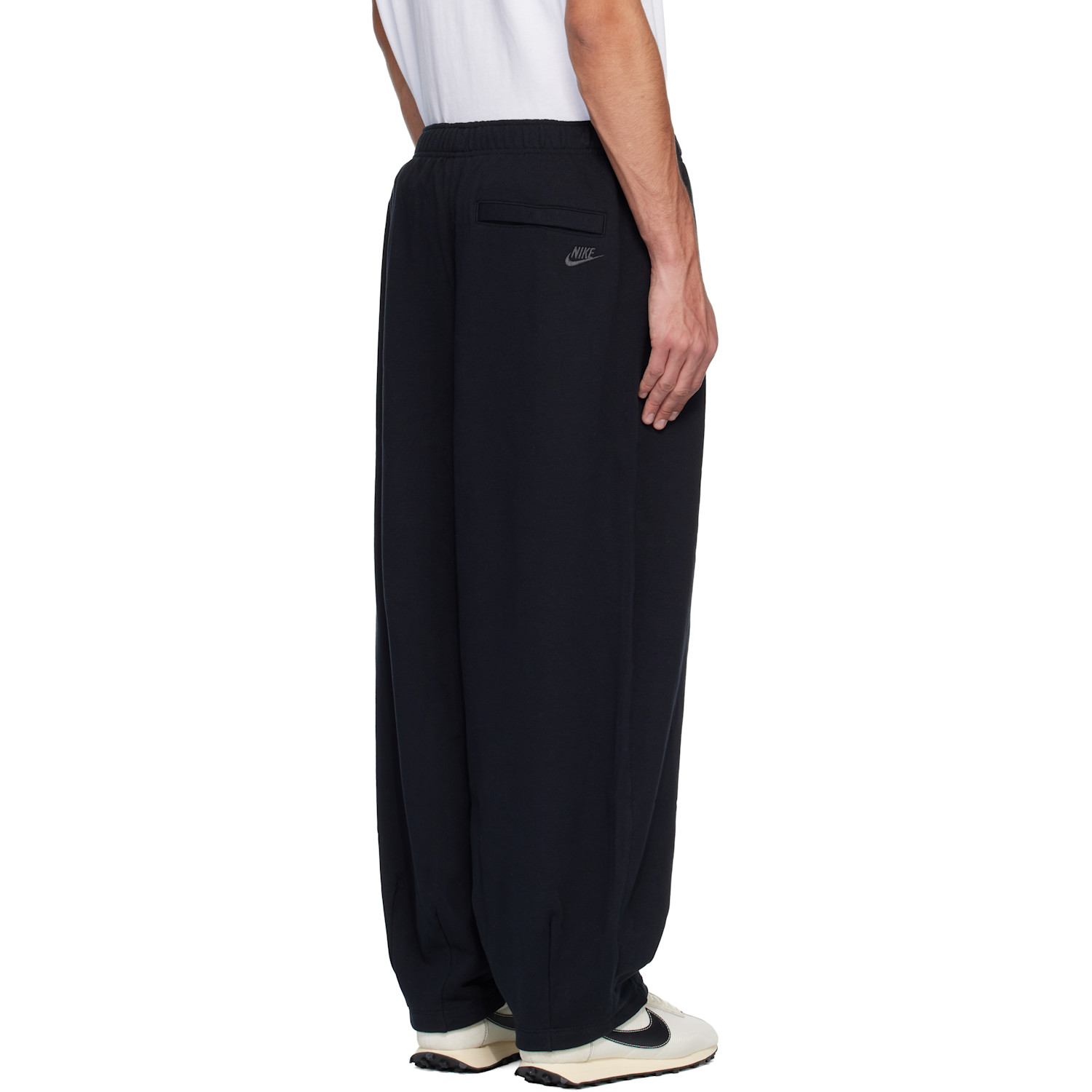  Nike Black Nike Club Oversized Cuffed Fleece Sweatpants 