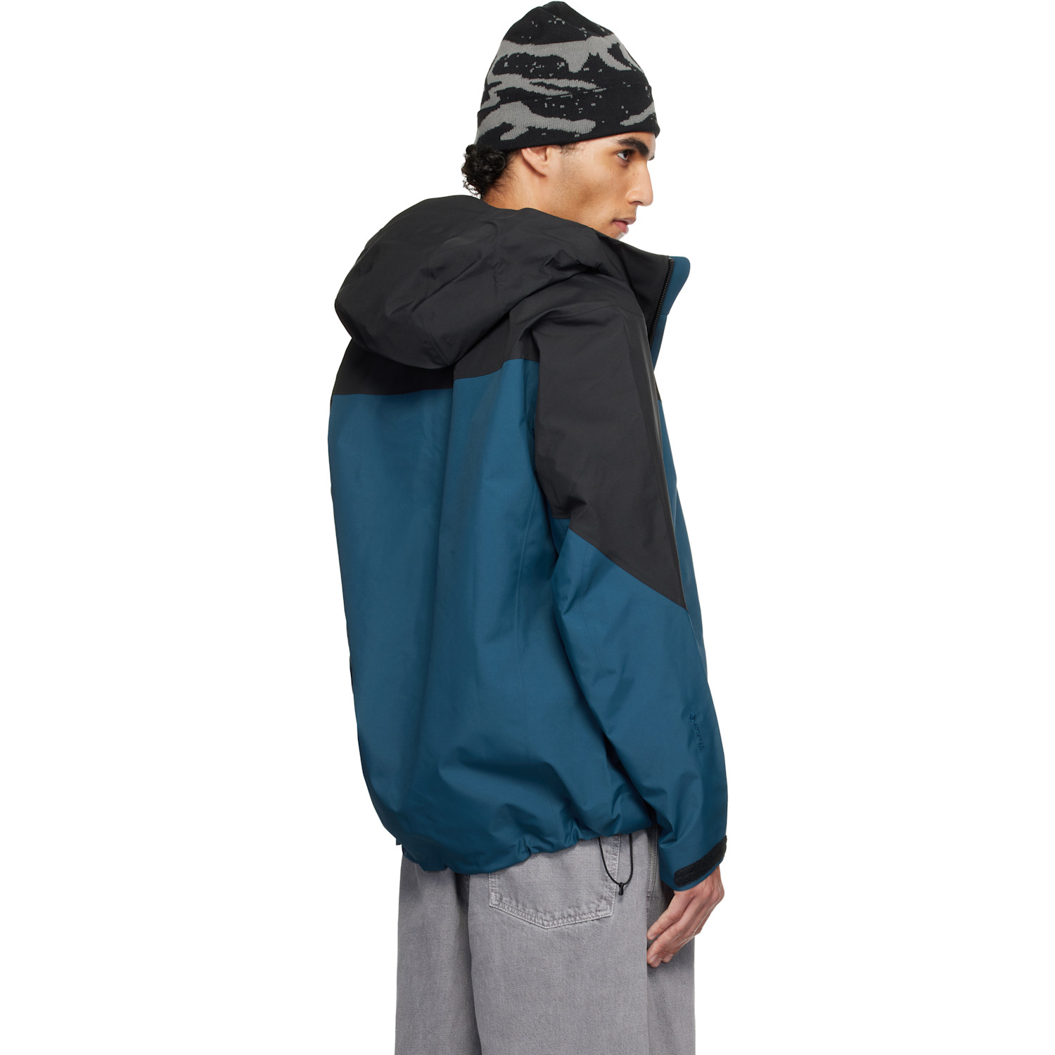  Arc'teryx Black & Navy Alpha Sv Jacket 