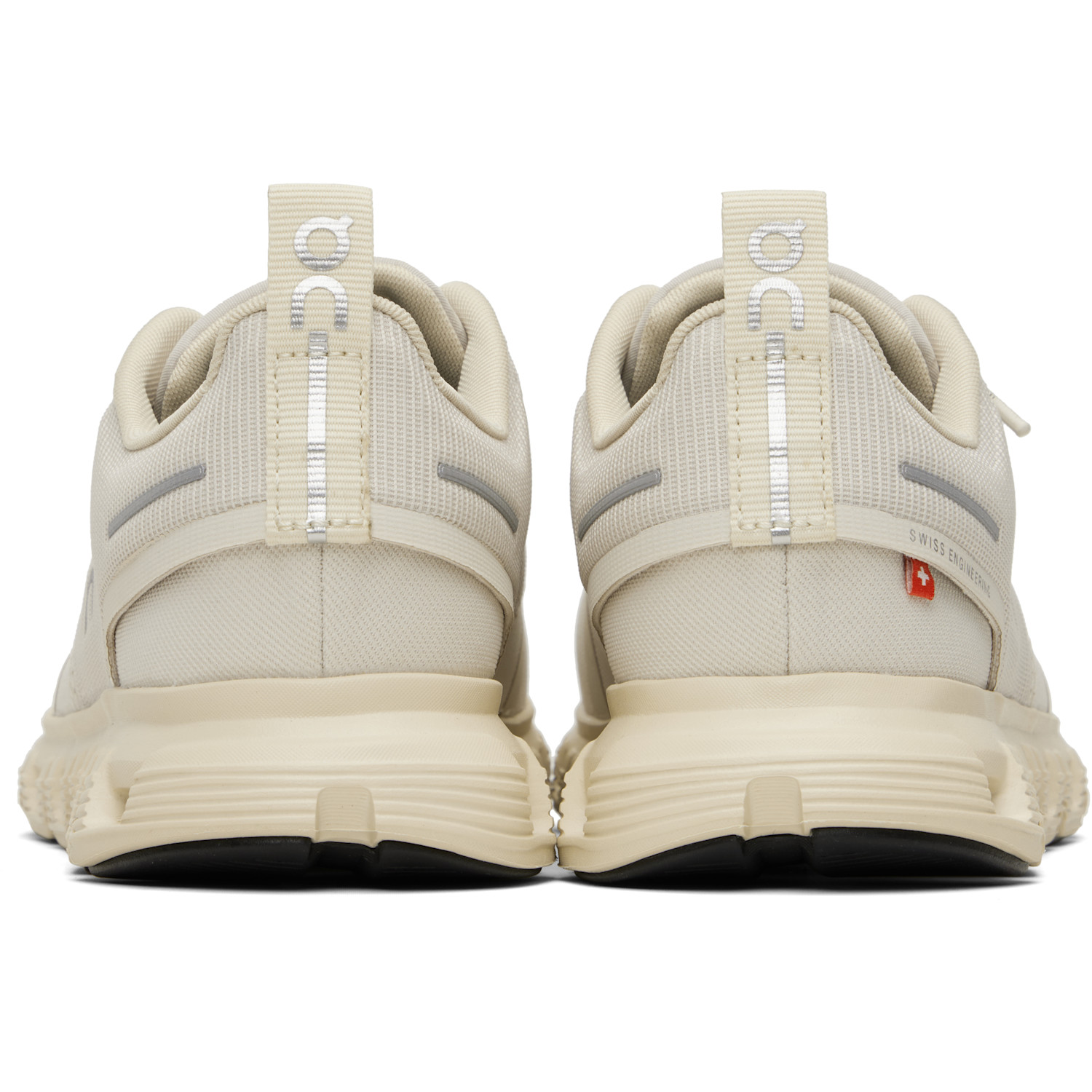  On Beige Cloud 6 Waterproof Sneakers 