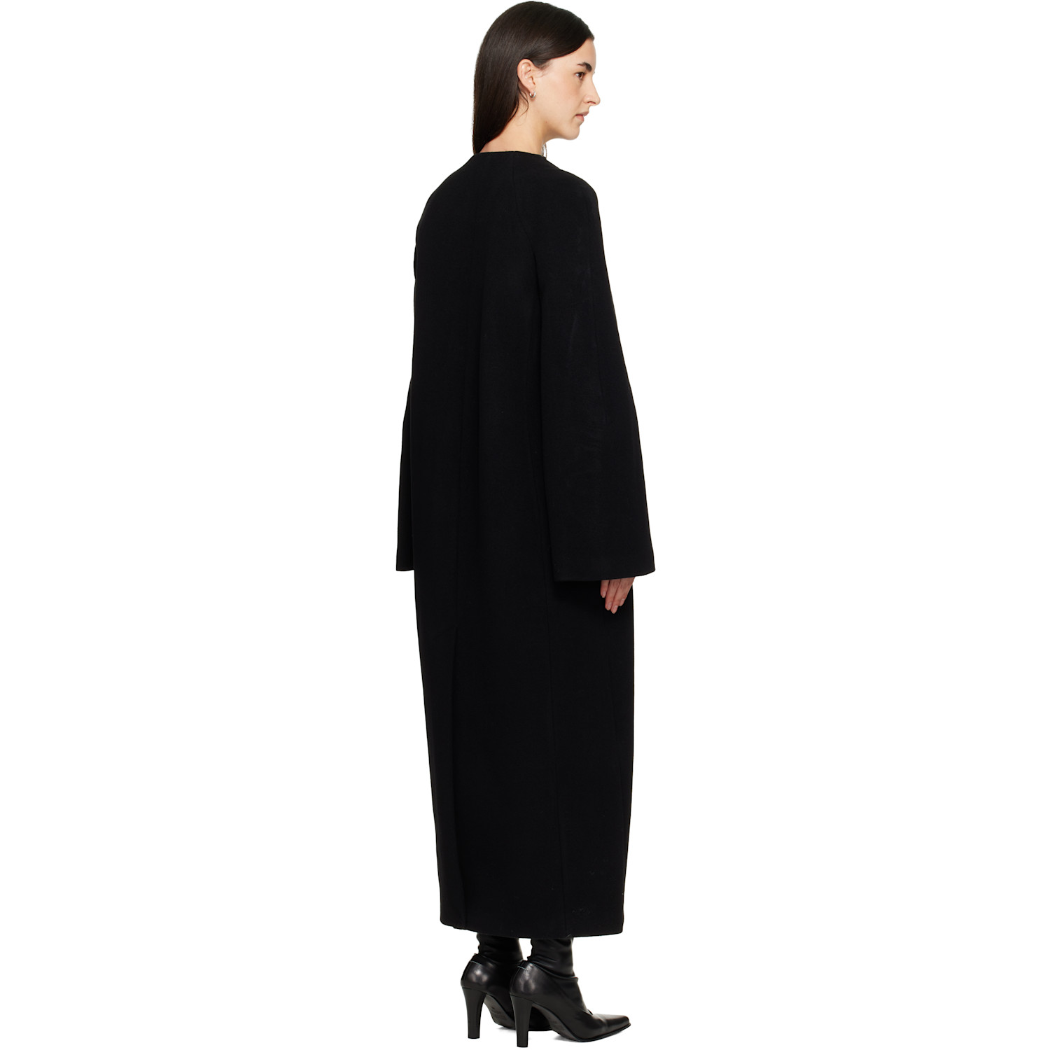  Toteme Black Bell-sleeve Coat 