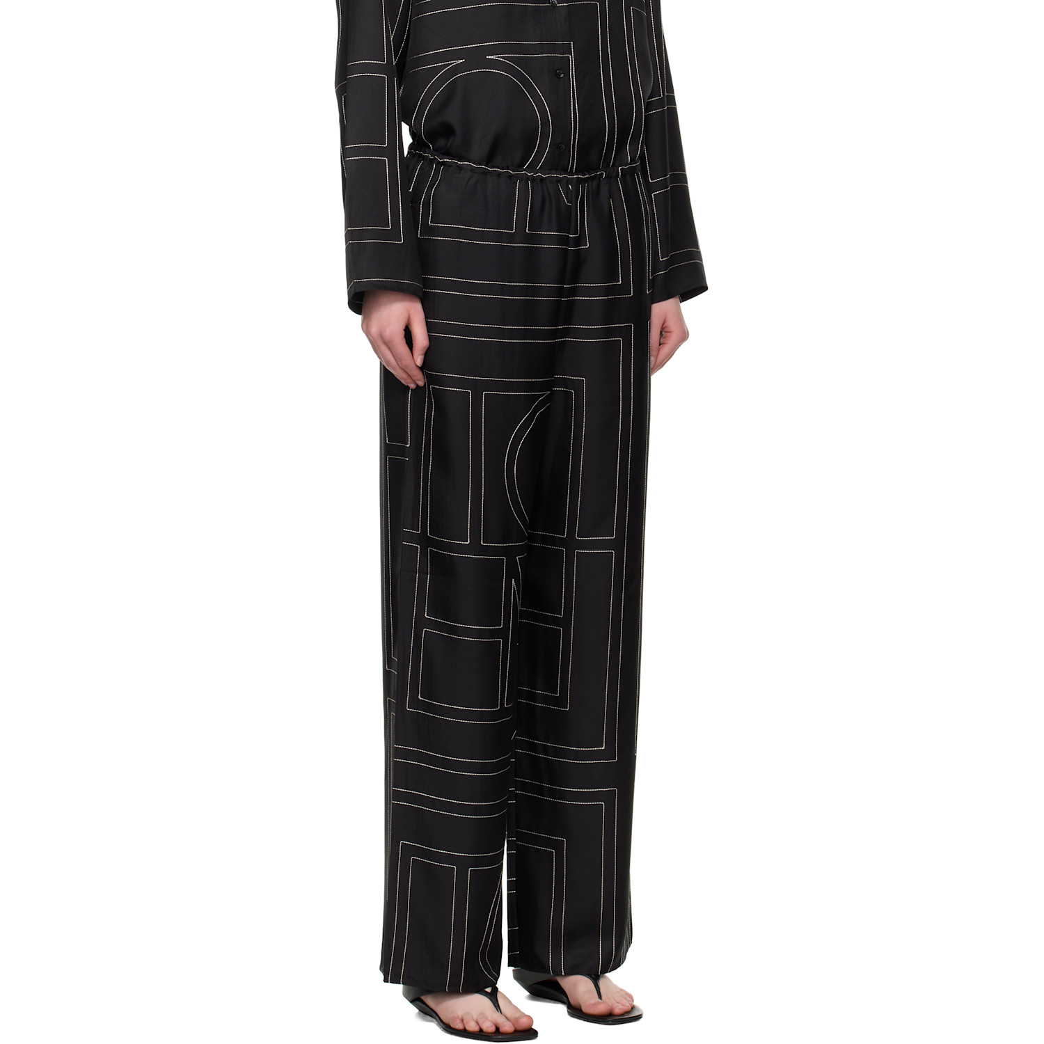  Toteme Black Monogram Silk Pj Lounge Pants 