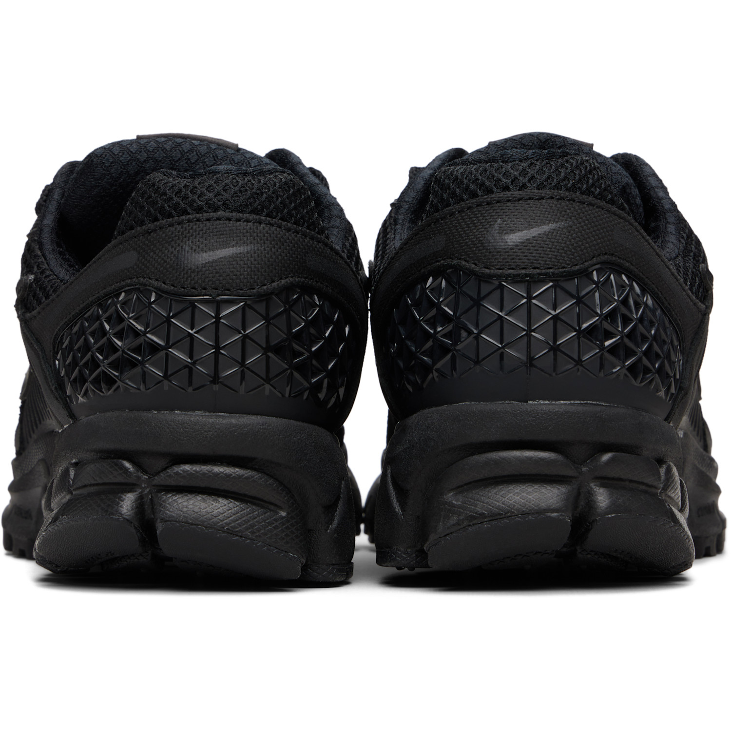  Nike Big Kids Black Vomero 5 Sneakers 
