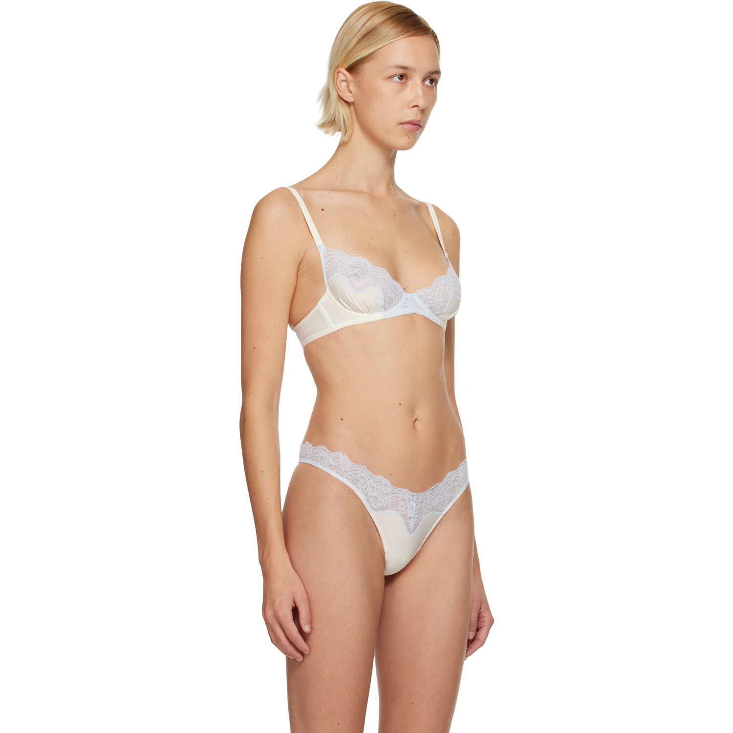  Fruity Booty Off-white & Blue Lacie Bra 