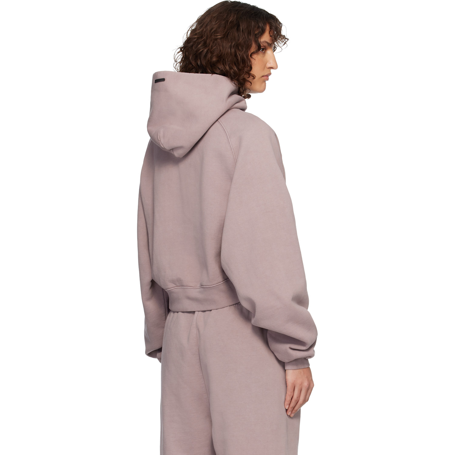  Fear Of God Essentials Pull à Capuche écourté 90s Mauve à Logo De Style Collégial Et à Manches Raglan 