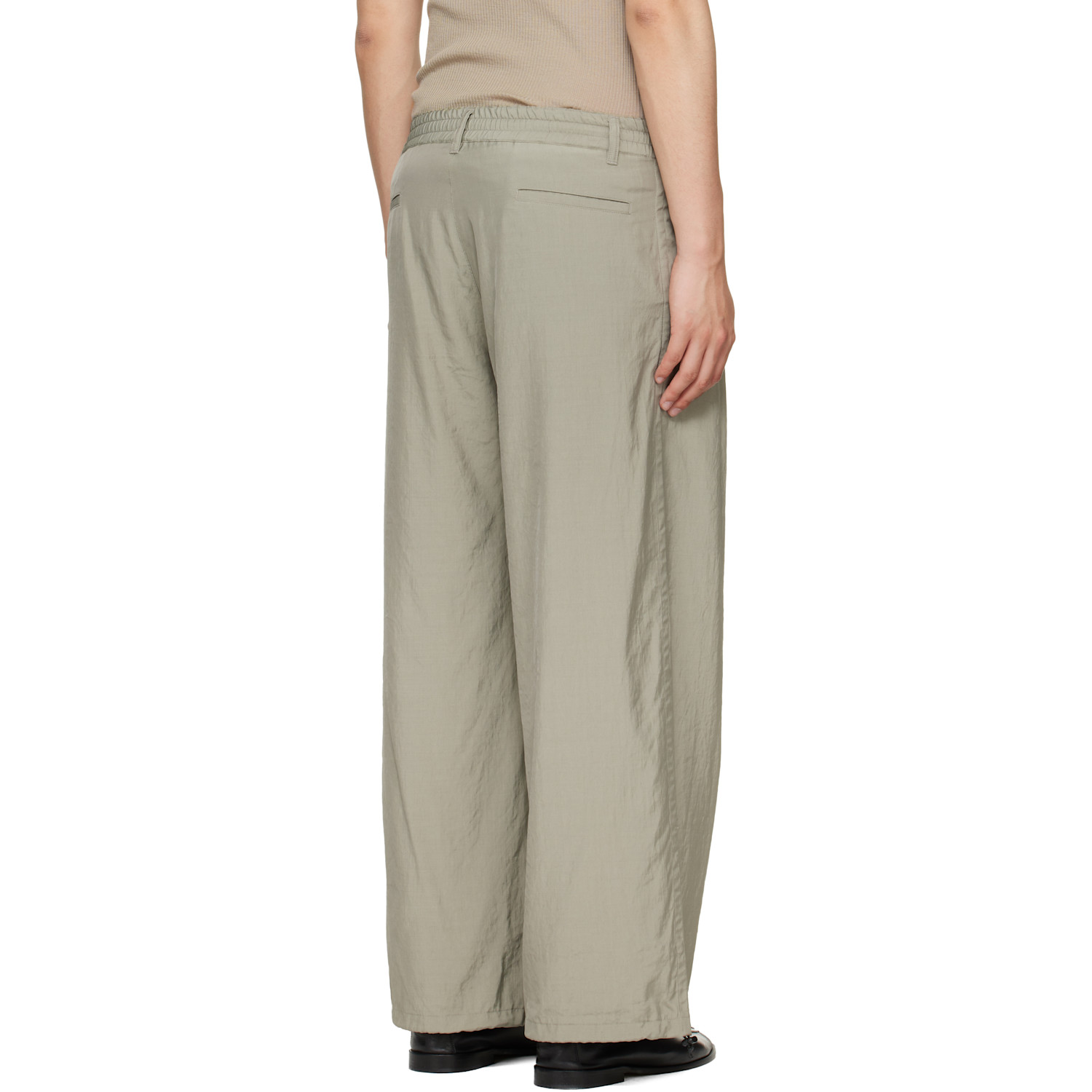  Yoke Taupe Silk Nylon 2pleated Easy Trousers 