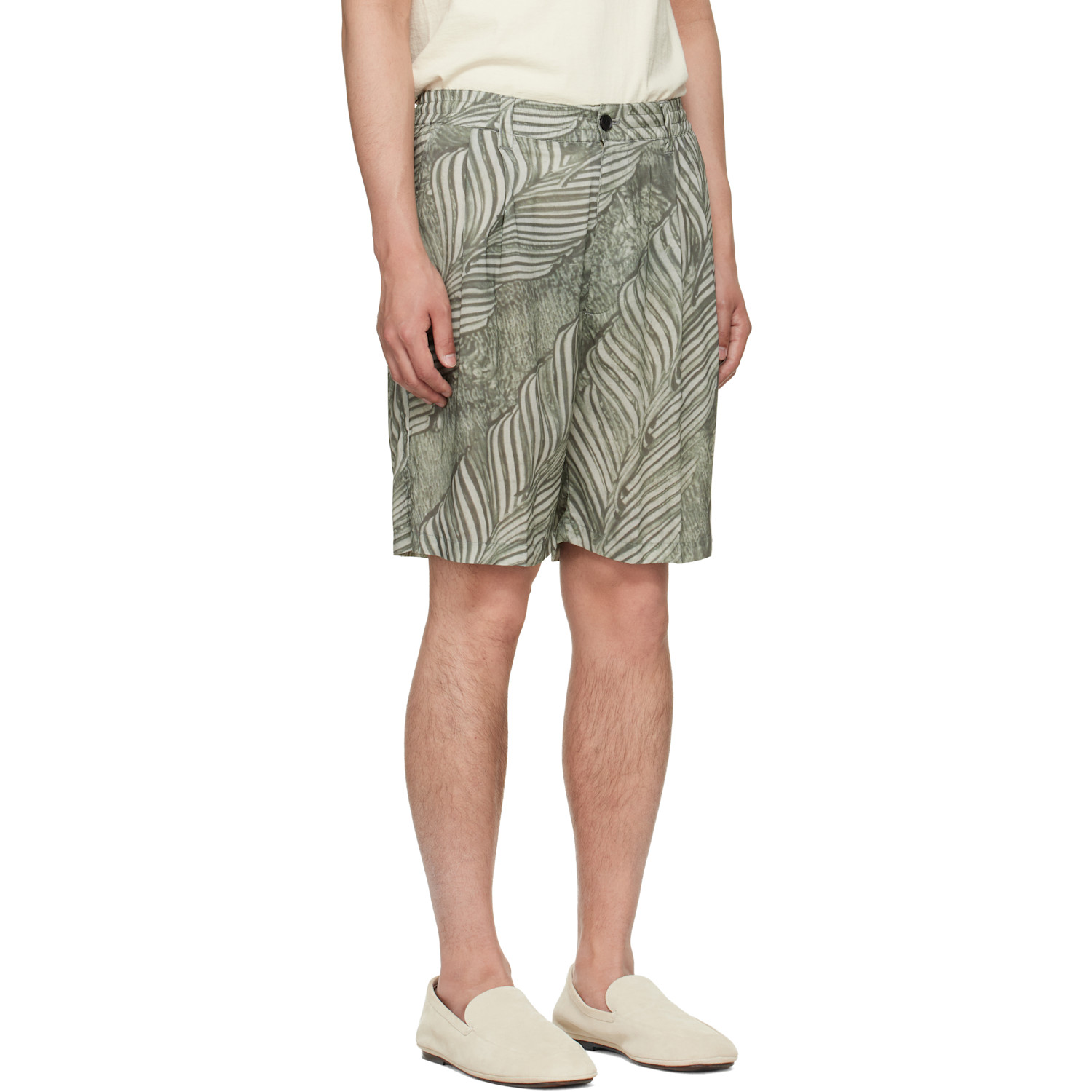  Yoke Green Leaf Pattern Printed Rayon 2pleated Easy Shorts 