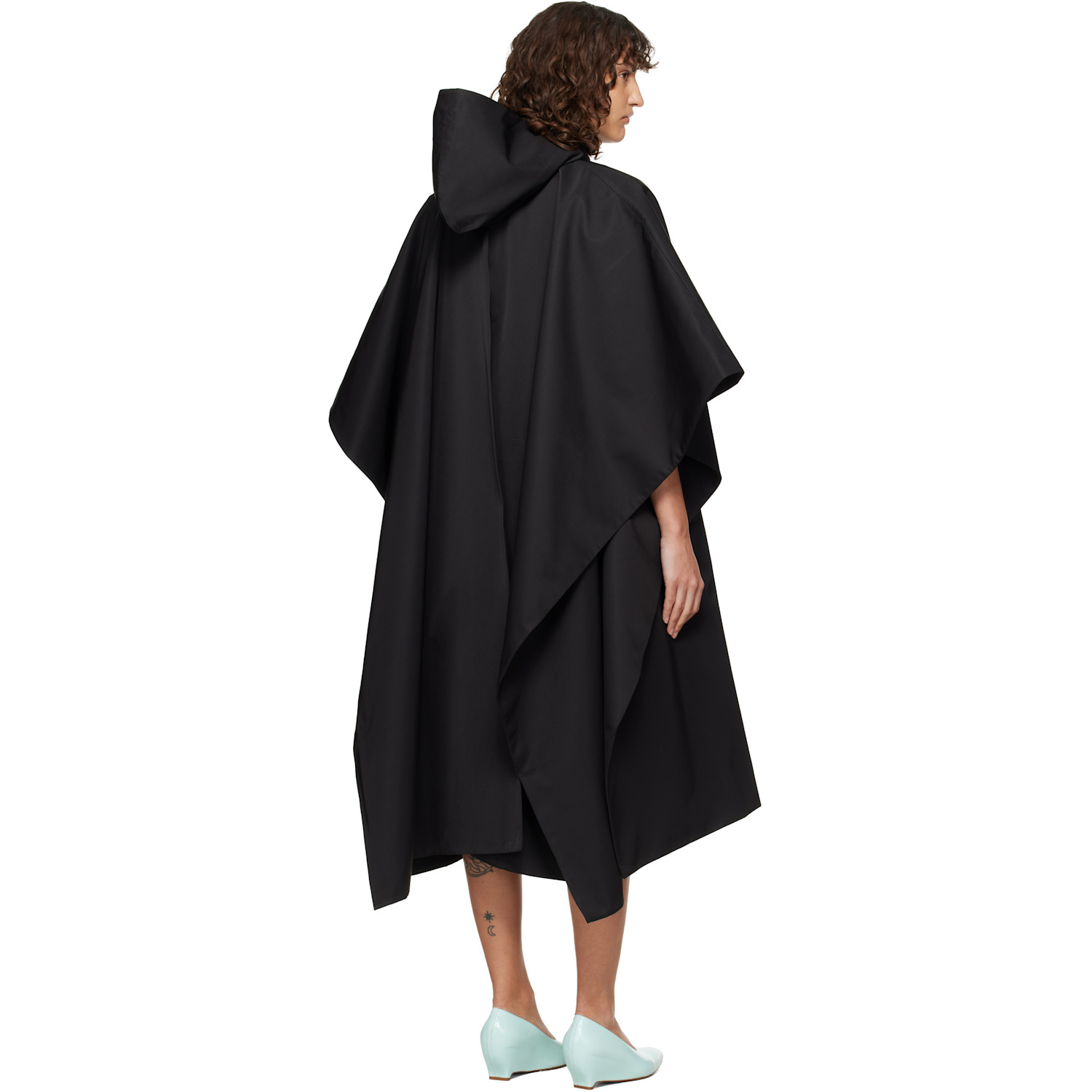  Lii Black Long Poncho Coat 