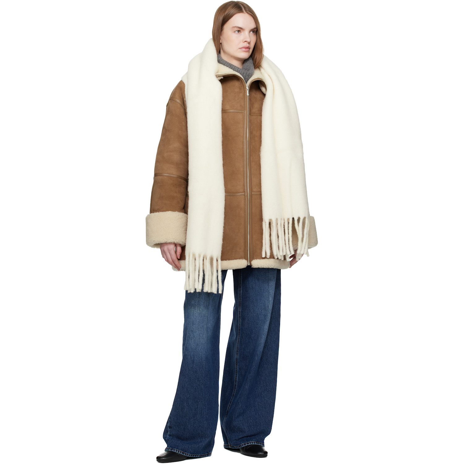  Toteme Off White Fuzzy Scarf 