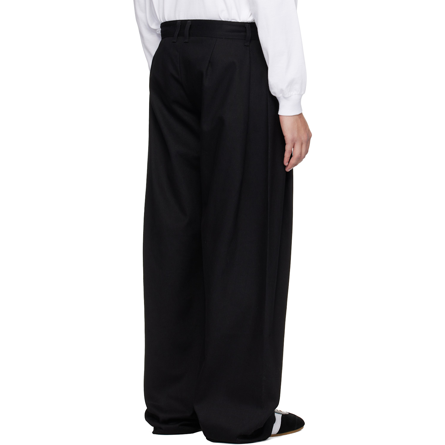  Seventh Black Denim 440 Bermuda Jeans 
