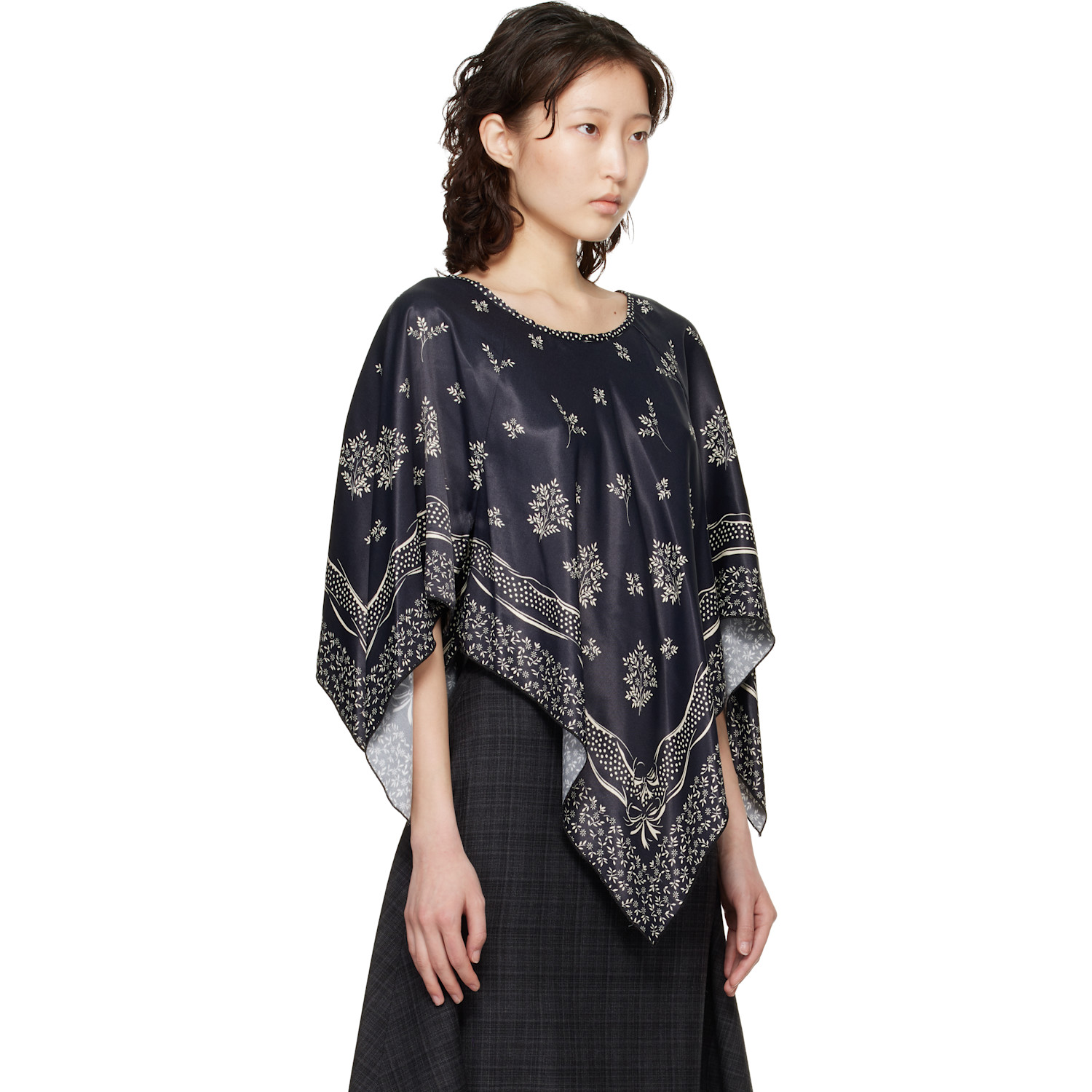  Anna Sui Black Ribbon Handkerchief Satin Print Poncho Blouse 
