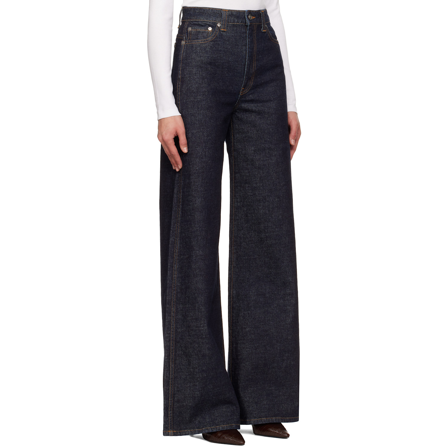  Khaite Indigo Dane Stretch Jeans 
