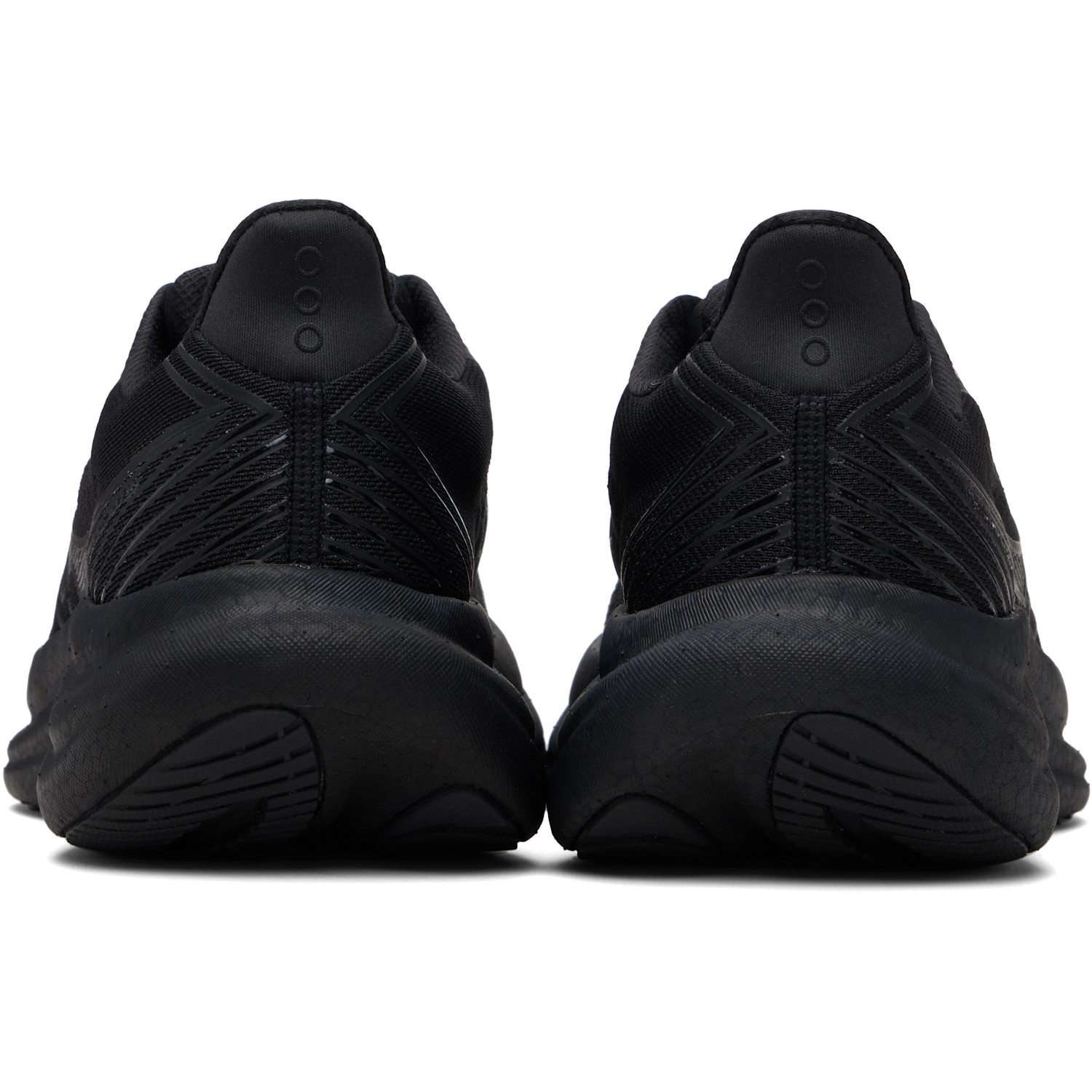  Saucony Black Triumph 23 Sneakers 