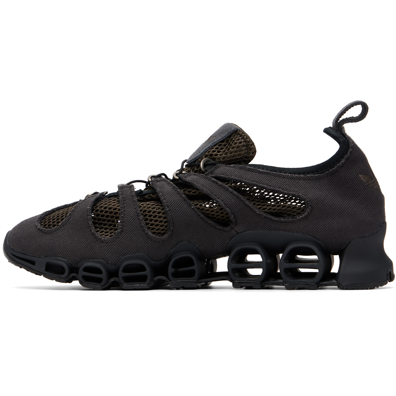  Avavav Black Avavav Edition Megaride Sneakers 