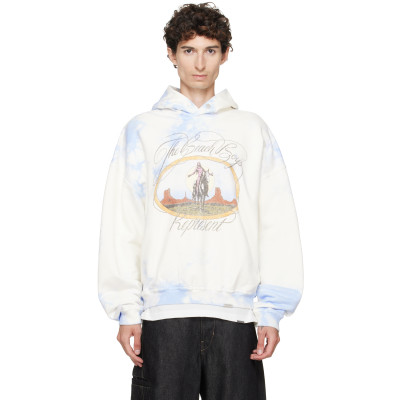 Represent hoodies