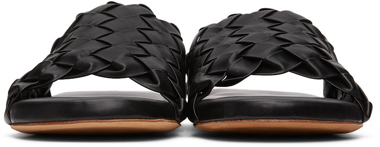 Bottega Veneta: ブラック イントレチャート スライド | SSENSE 日本