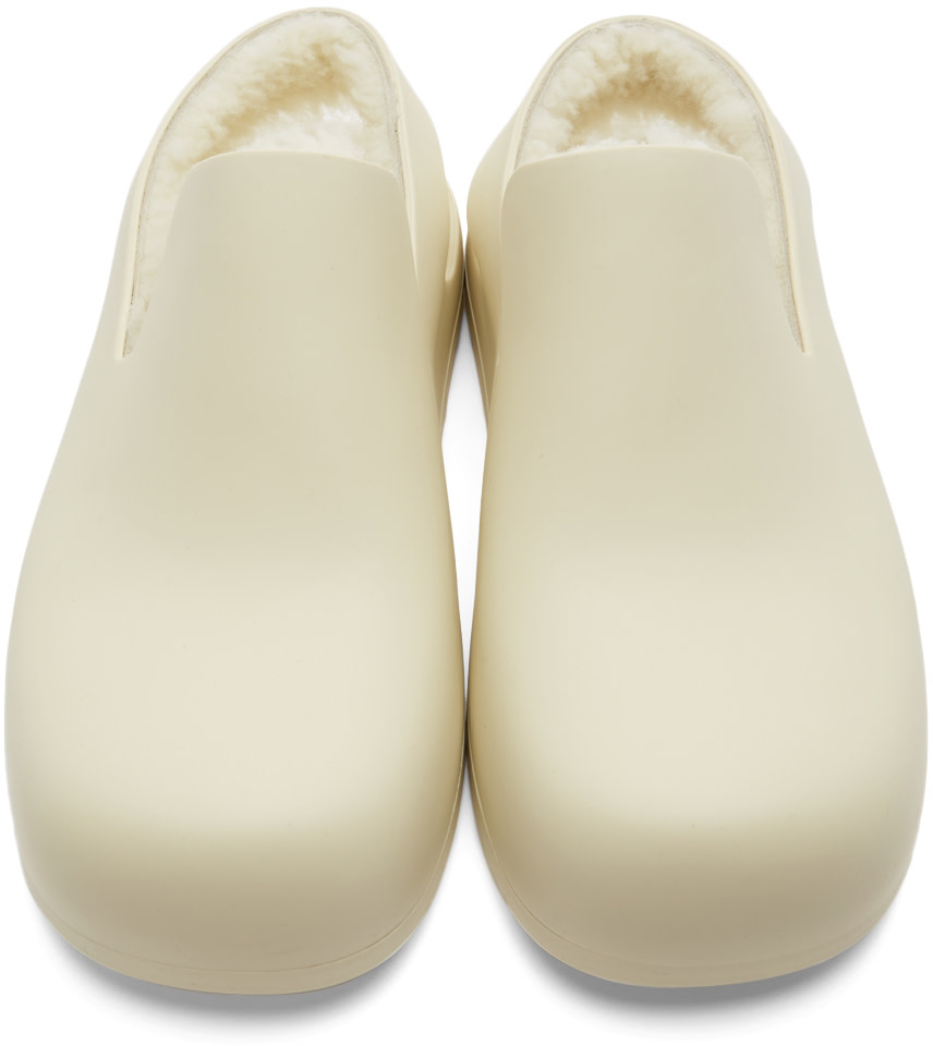 Bottega Veneta - Beige Puddle Loafers