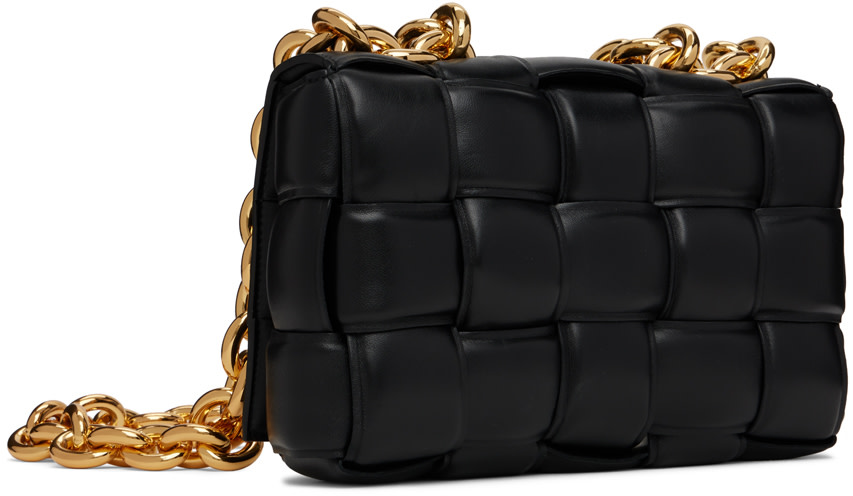Bottega Veneta: ブラック Cassette チェーン ショルダーバッグ
