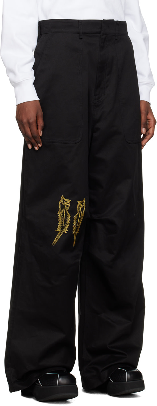 We11done - Pantalon noir à image brodée