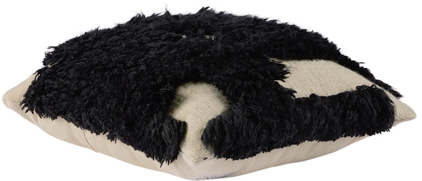 Mush Studios - Coussin Wooly noir et blanc cassé