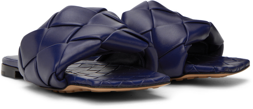 Bottega Veneta: ブルー Lido フラットサンダル | SSENSE 日本