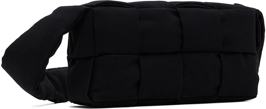 BOTTEGA VENETA ボディバッグ CASSETTE Bottega Veneta: Black Padded Tech Cassette Bag | SSENSE