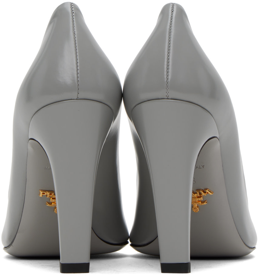 Prada - Gray Leather Pumps