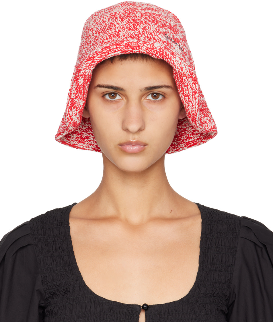 GANNI: Red & White Crochet Bucket Hat | SSENSE Canada display picture 1