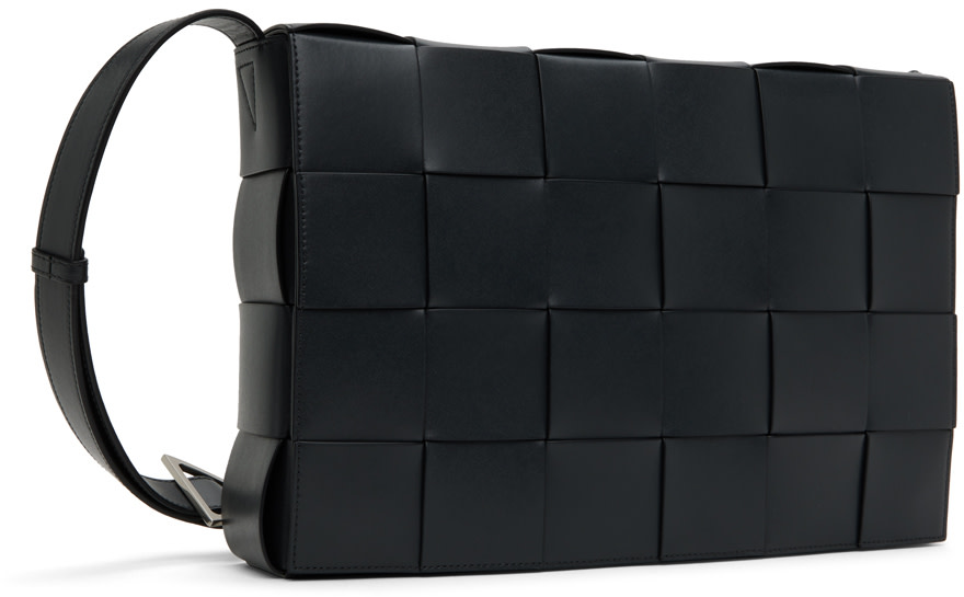 BOTTEGA VENETA ボディバッグ CASSETTE Bottega Veneta: Black Maxi Cassette Bag | SSENSE
