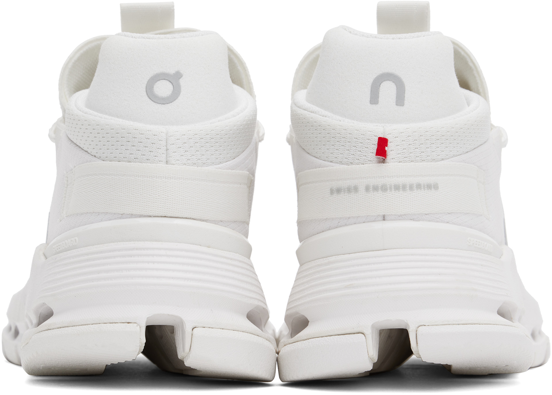 On - Baskets Cloudnova 2 blanches