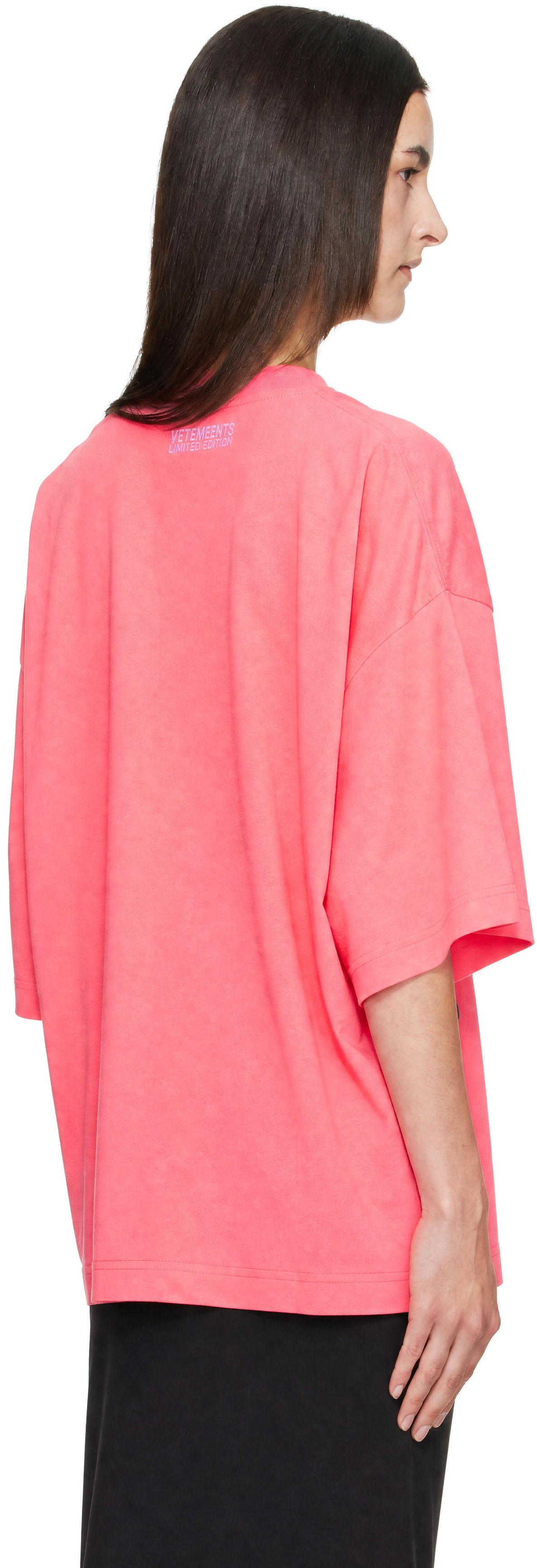 VETEMENTS - T-shirt rose à logos