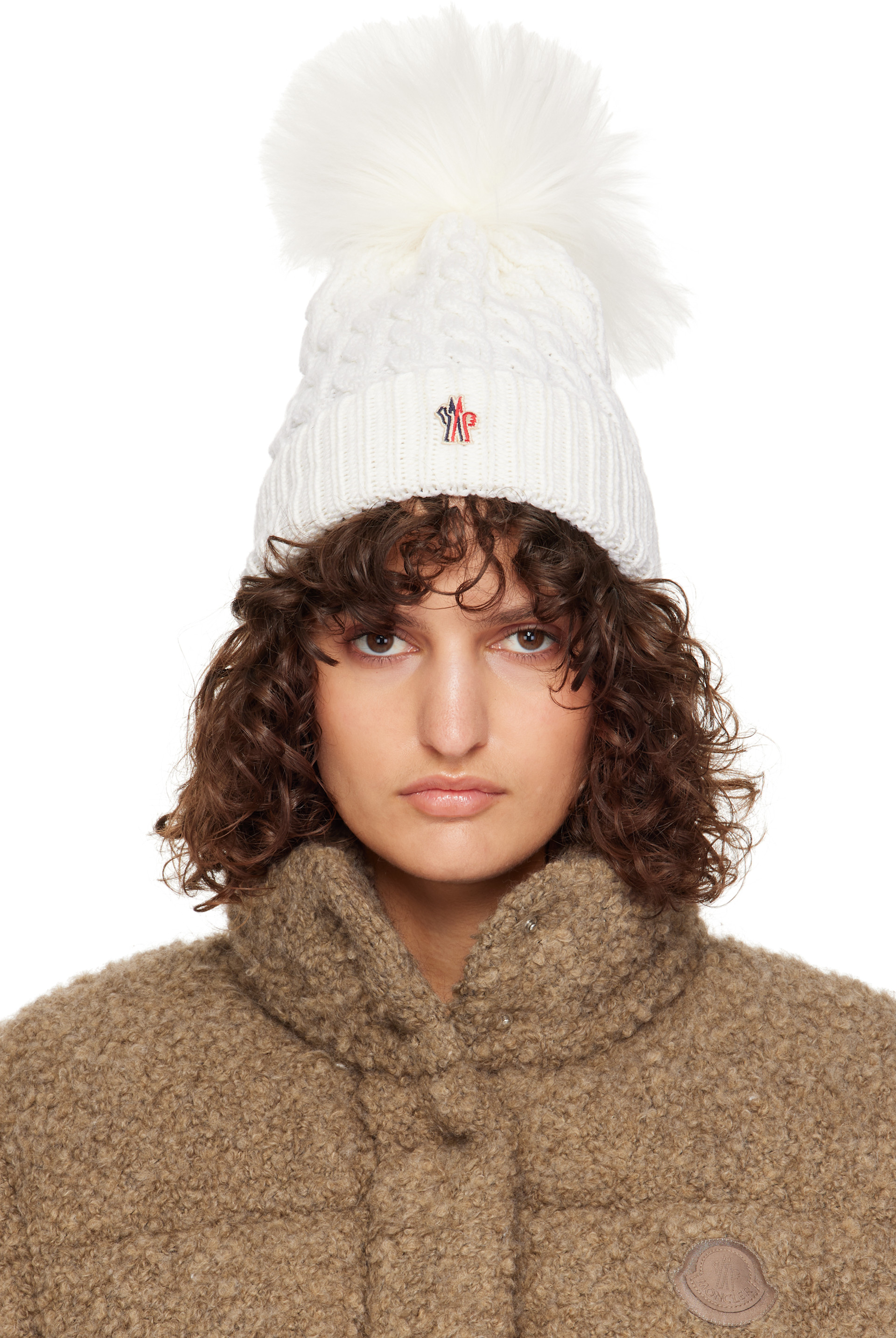 MONCLER(モンクレール)ぽんぽん付きビーニー ホワイト Moncler Grenoble: White Wool Pom Pom Beanie | SSENSE