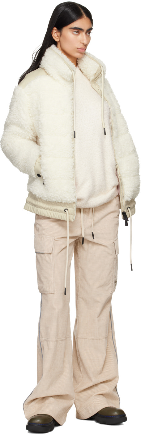 Moncler Grenoble: オフホワイト Teddy フェイクシアリング ダウン