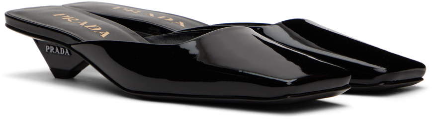 Prada - Mules noires en cuir verni