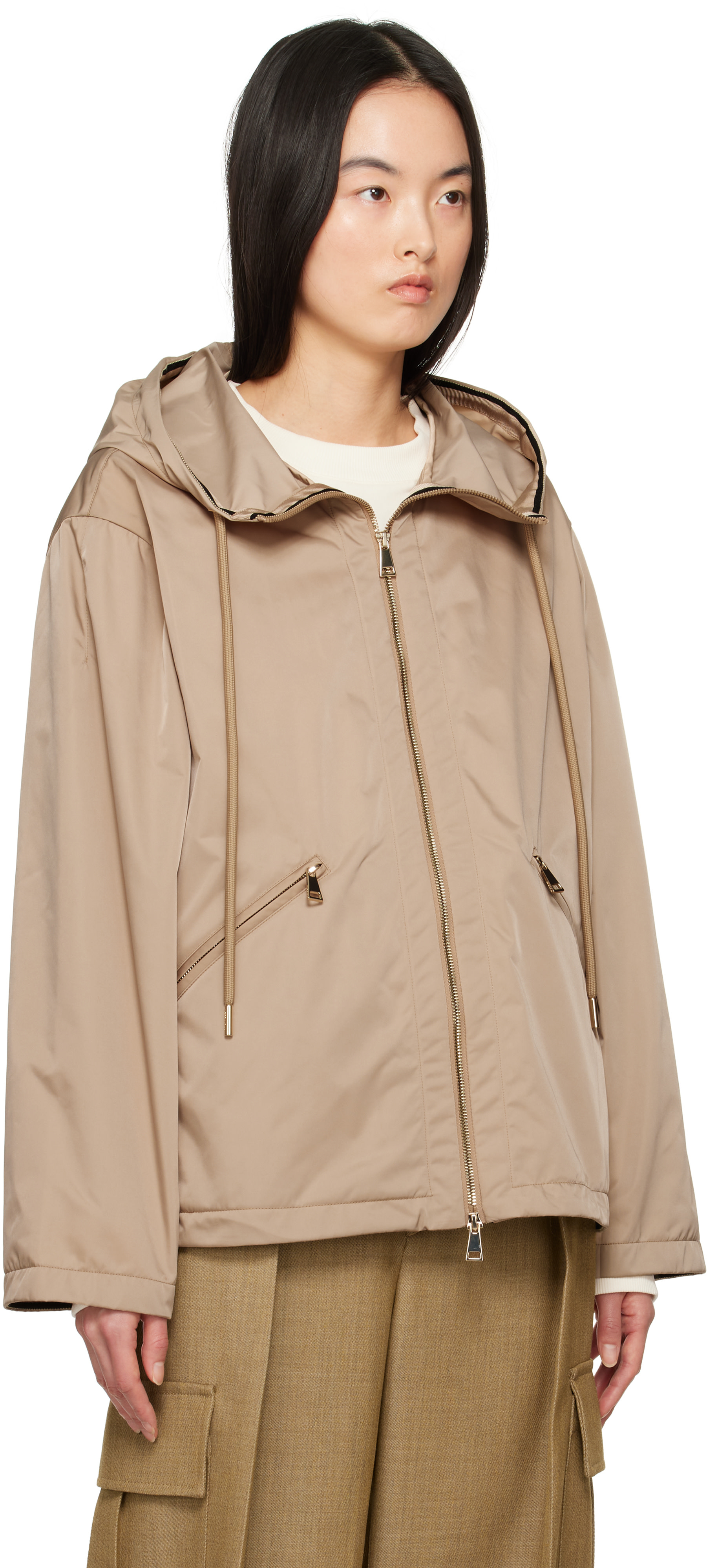 Moncler: ベージュ Cassiopea フード付きジャケット | SSENSE 日本
