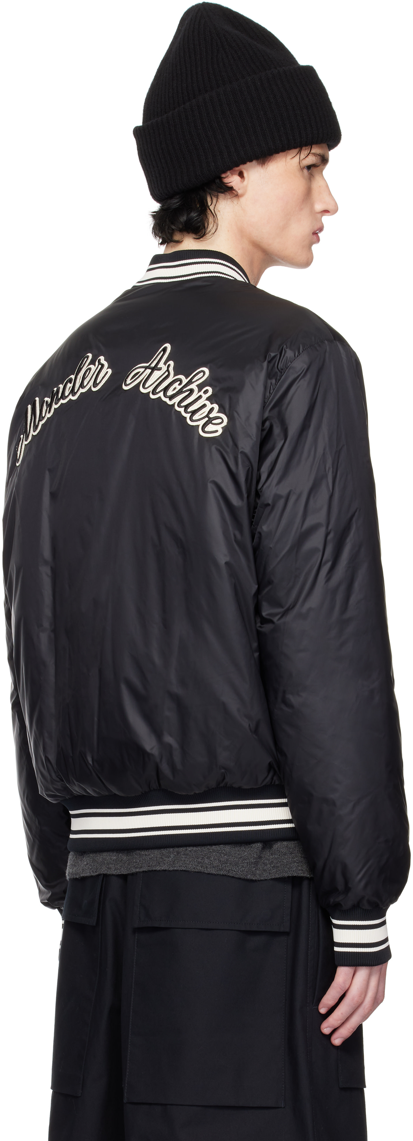 Moncler: ブラック Bouchet リバーシブル ダウン ボンバージャケット