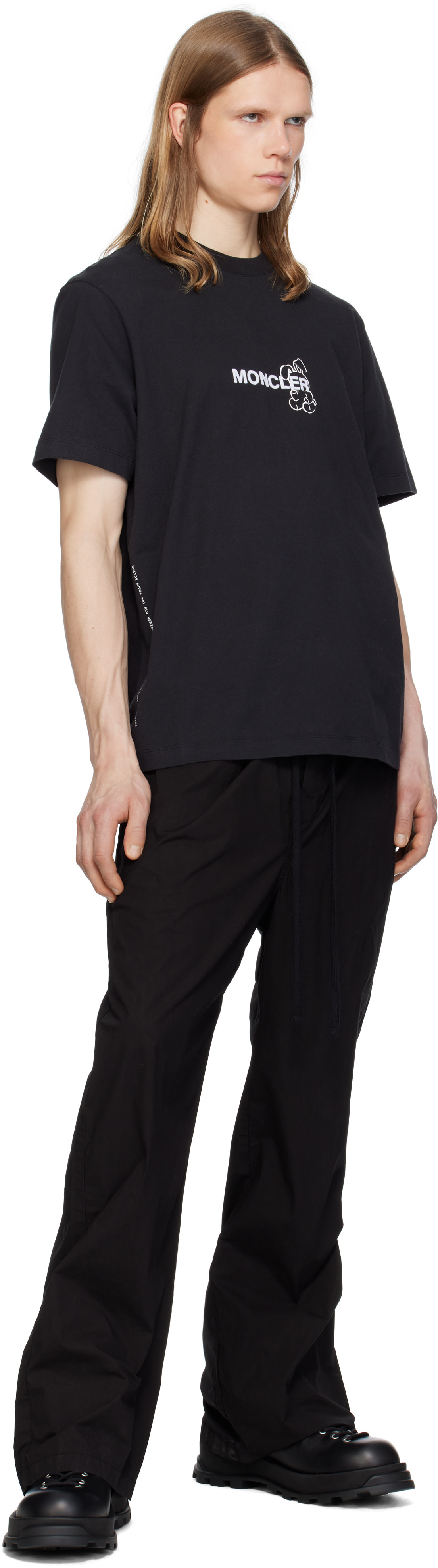 MONCLER クマプリント Tシャツ お洒落心をくすぐられる MONCLER コピー Tシャツ 熊 縫いぐるみ
