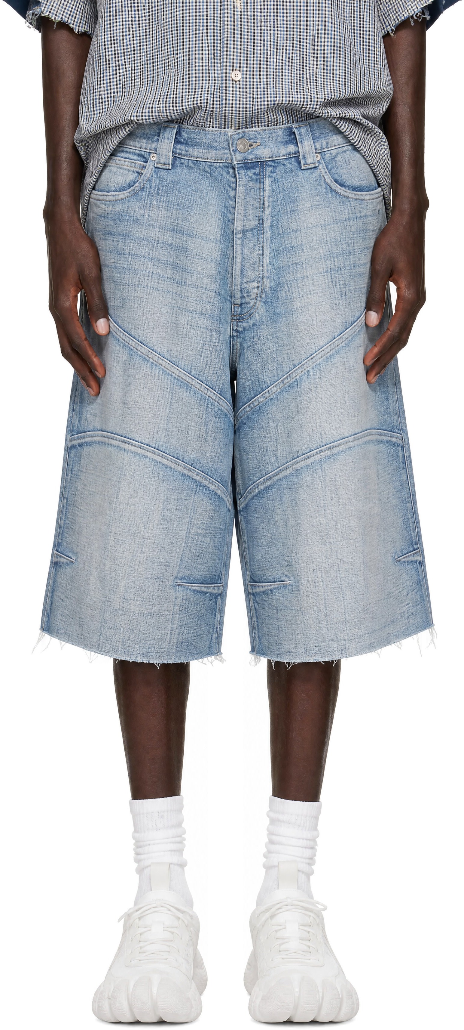 Balenciaga: ブルー Knee Dart デニムショートパンツ | SSENSE 日本