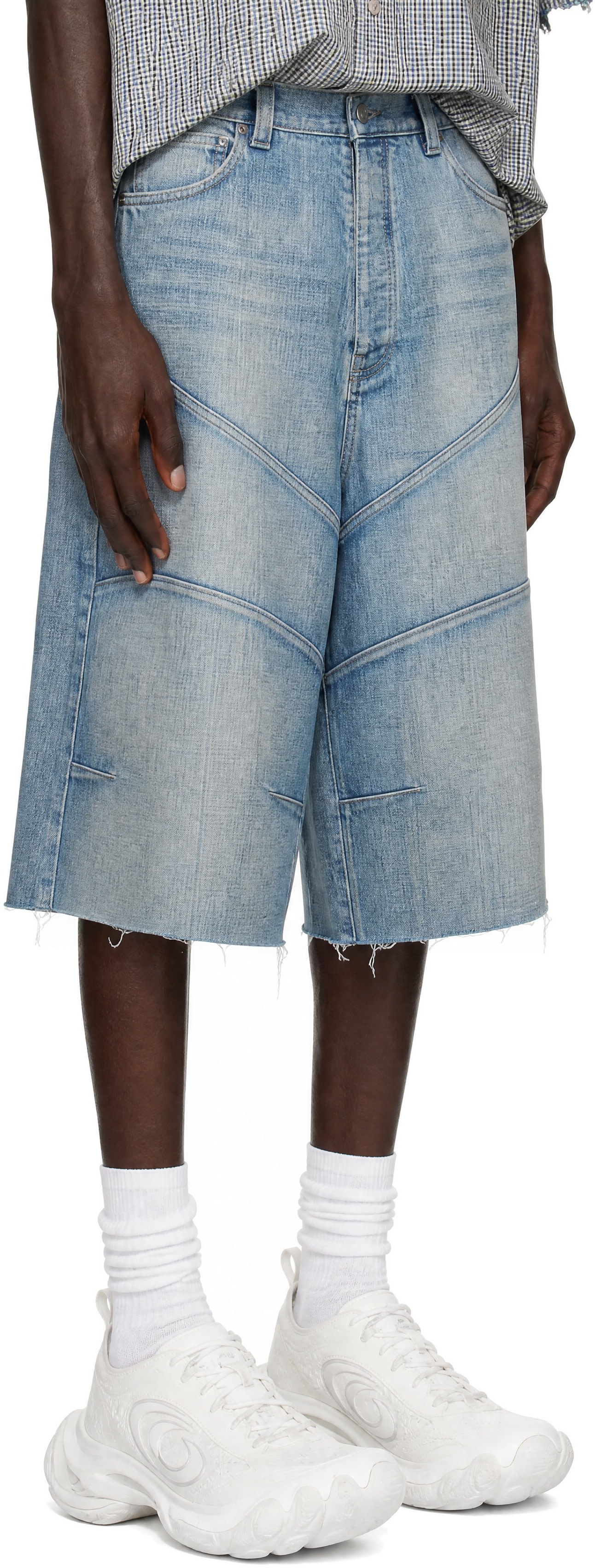 Balenciaga: ブルー Knee Dart デニムショートパンツ | SSENSE 日本