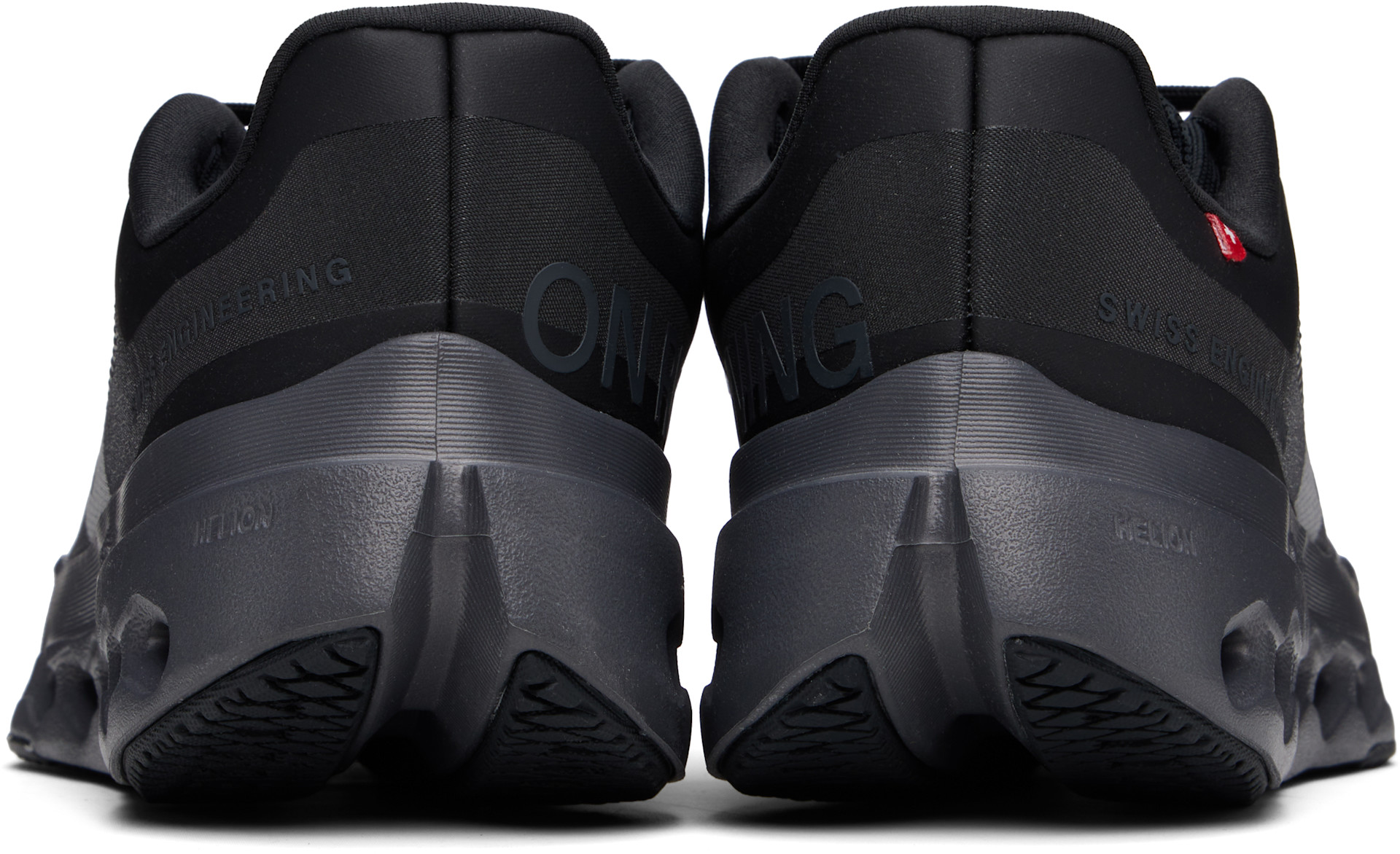 On - Baskets Cloudsurfer Next noir et gris