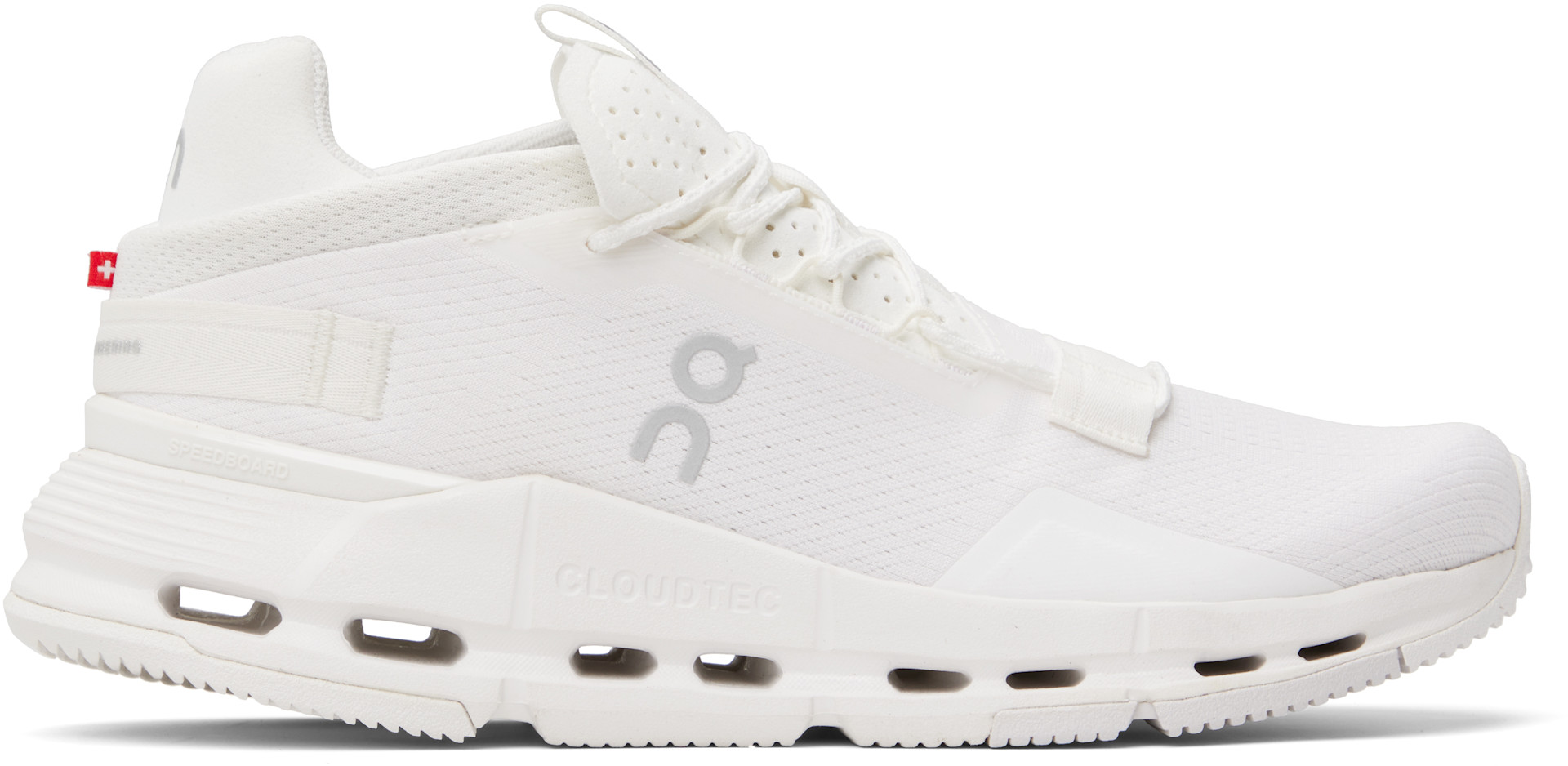 On - Baskets Cloudnova 2 blanches